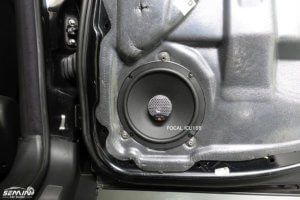 BENZ C240 W203 原廠喇叭破損