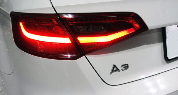 AUDI A3 原螢幕加裝環景