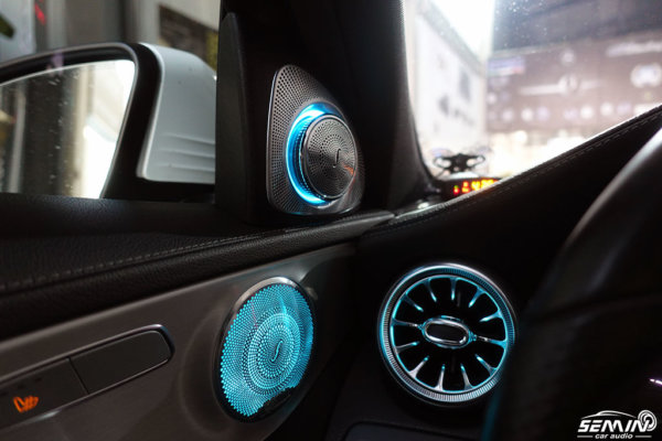 賓士BENZ C-Class W205 C300 全車氣氛燈