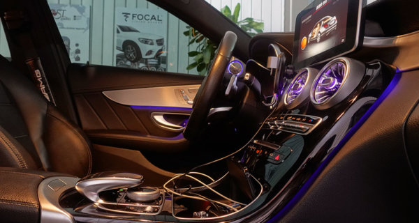 賓士BENZ C-Class W205 C300 全車氣氛燈