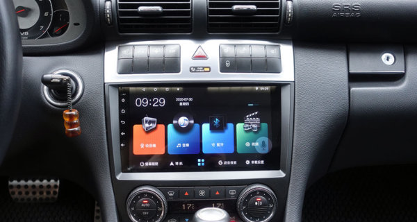 BENZ C-CLASS W203 (04-07年) 專用8吋安卓機