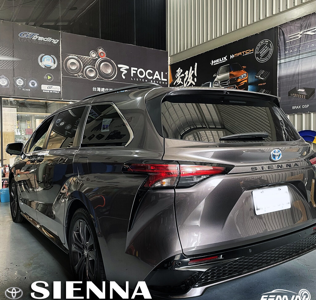 TOYOTA SIENNA 加裝吸頂電視+3D環景系統