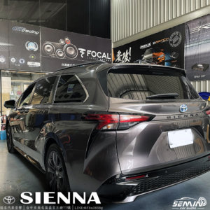 TOYOTA SIENNA 加裝吸頂電視+3D環景系統
