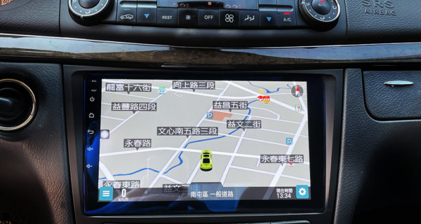 BENZ W211 專用9吋安卓機