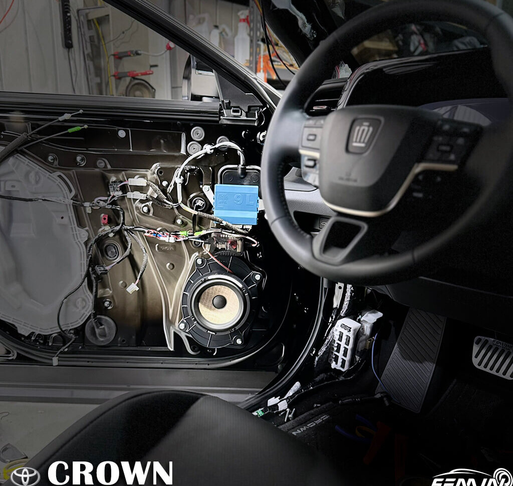 TOYOTA CROWN 皇冠也要FOCAL亞麻